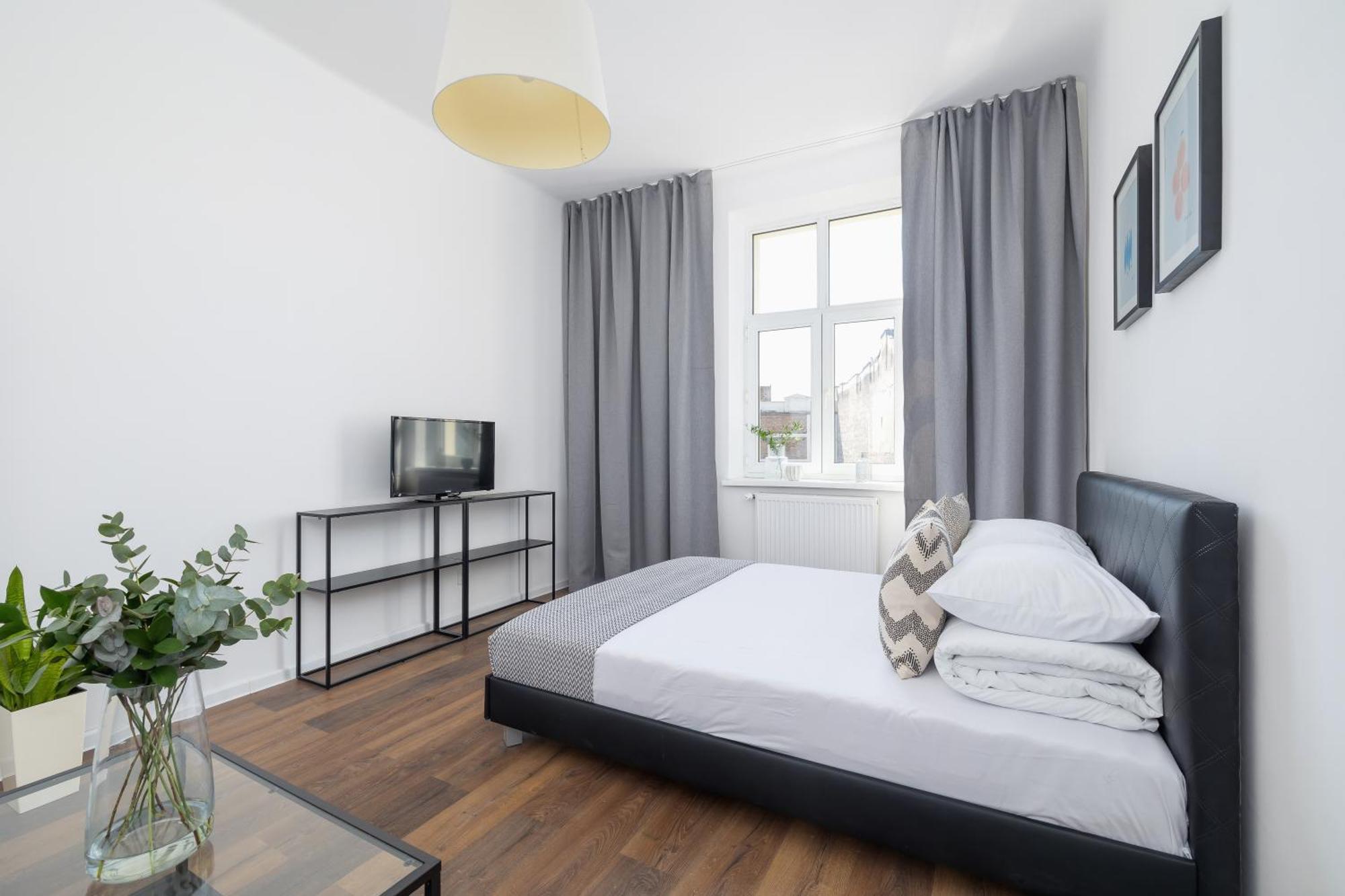 2-Bedroom Apartment - Dluga 65 Krasków Eksteriør bilde